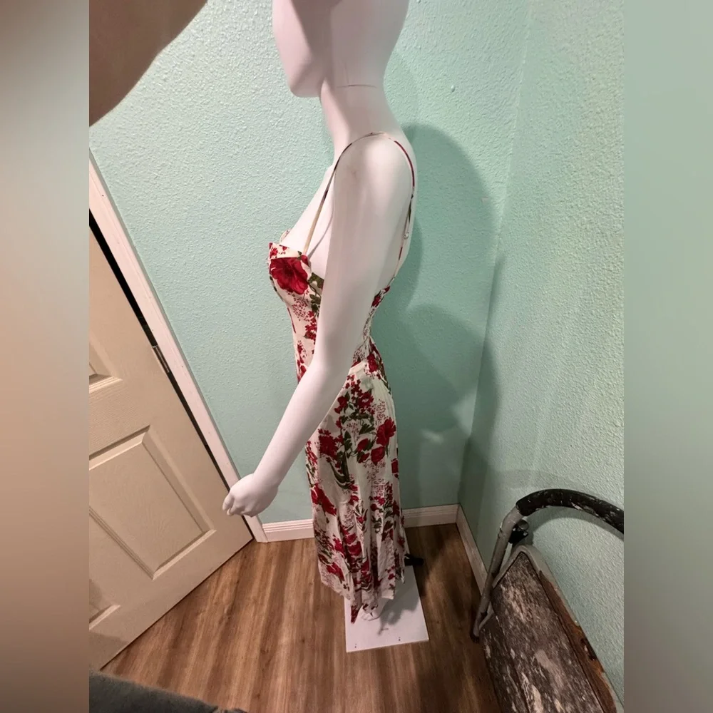 NEW Reformation Nikita Georgette Dress - Picture 4 of 7